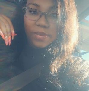 Meet your Posher, Tanika